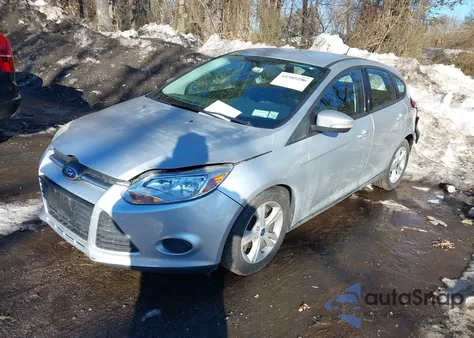 2014 Ford Focus Se z USA, uszkodzony, nr VIN 1FADP3K21EL408287